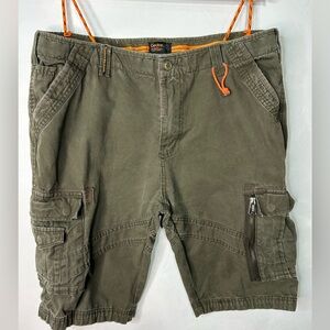 Decibel Men's Green Cargo Shorts